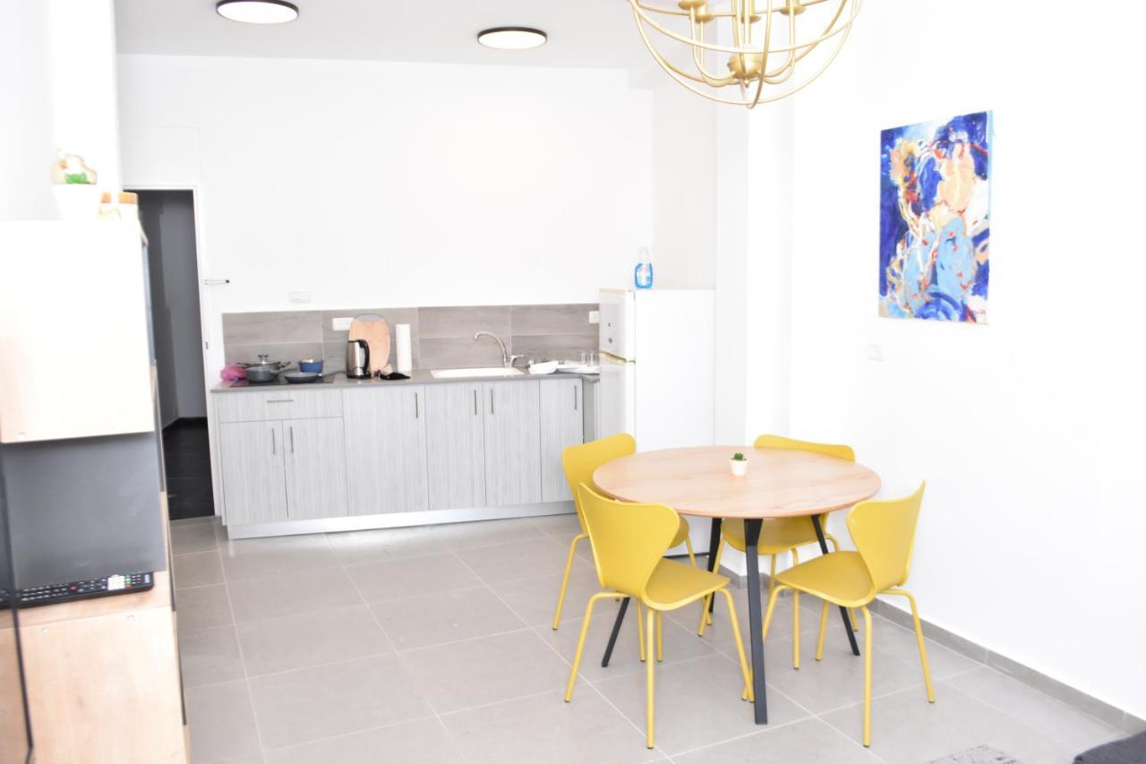 Luxury 2-Room Suite In The Center Of Downtown Haifa Ngoại thất bức ảnh