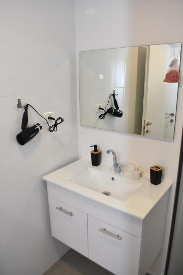 Luxury 2-Room Suite In The Center Of Downtown Haifa Ngoại thất bức ảnh
