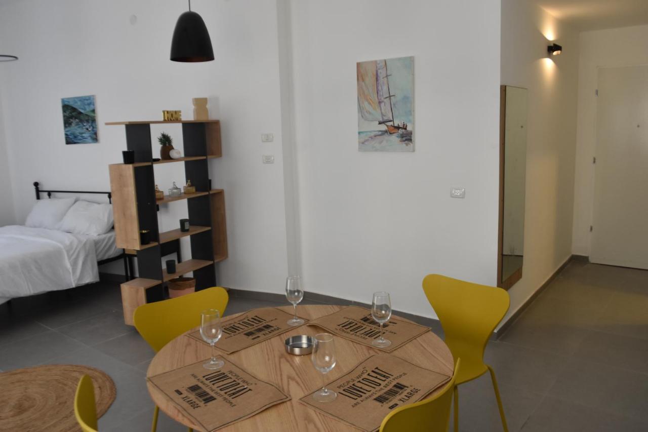 Luxury 2-Room Suite In The Center Of Downtown Haifa Ngoại thất bức ảnh