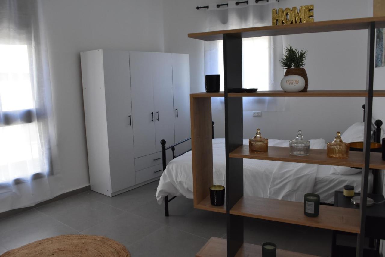 Luxury 2-Room Suite In The Center Of Downtown Haifa Ngoại thất bức ảnh