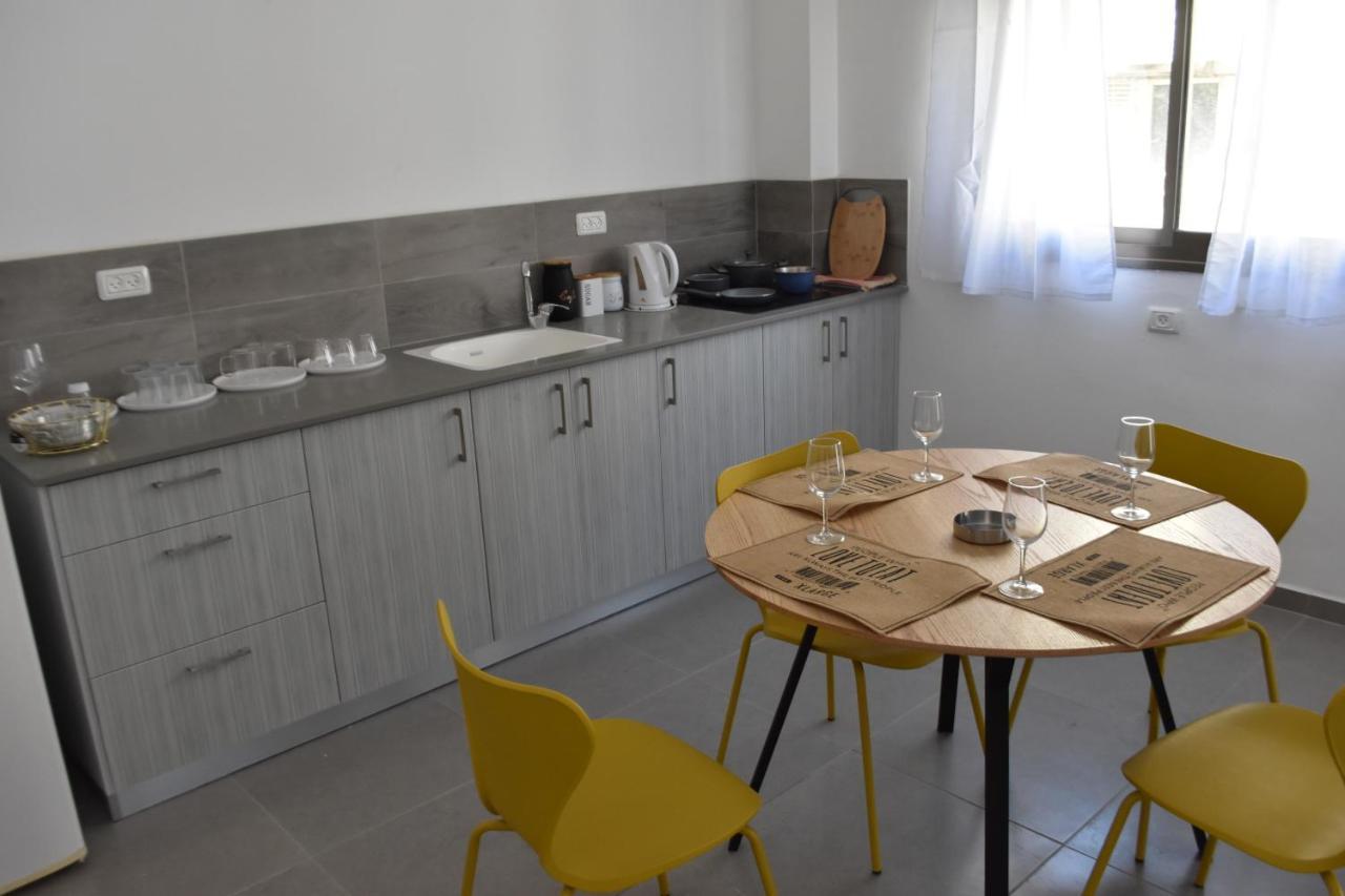 Luxury 2-Room Suite In The Center Of Downtown Haifa Ngoại thất bức ảnh