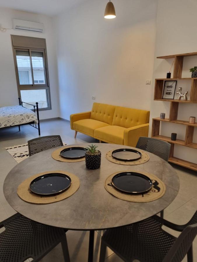 Luxury 2-Room Suite In The Center Of Downtown Haifa Ngoại thất bức ảnh